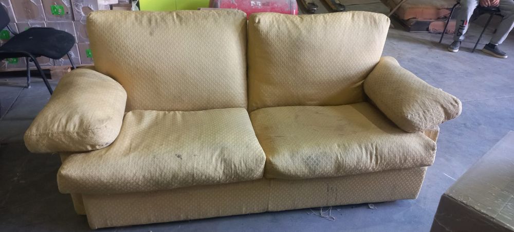 Мягкий мебель диван