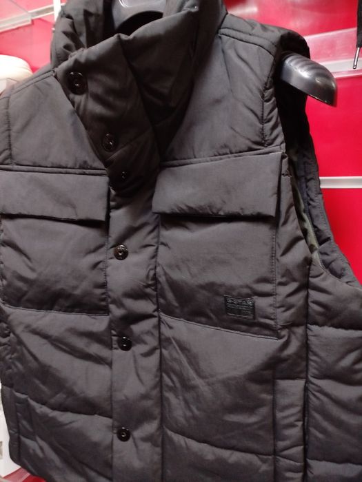 Водоустойчив елек G-Star Raw Foundation M нов мъжки черен грейка