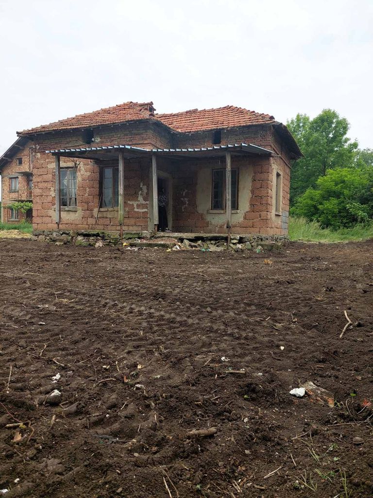 Продава се Къща в с. Долни Раковец, Област Перник - 72 кв.м за 598 €/кв.м - Снимка #10