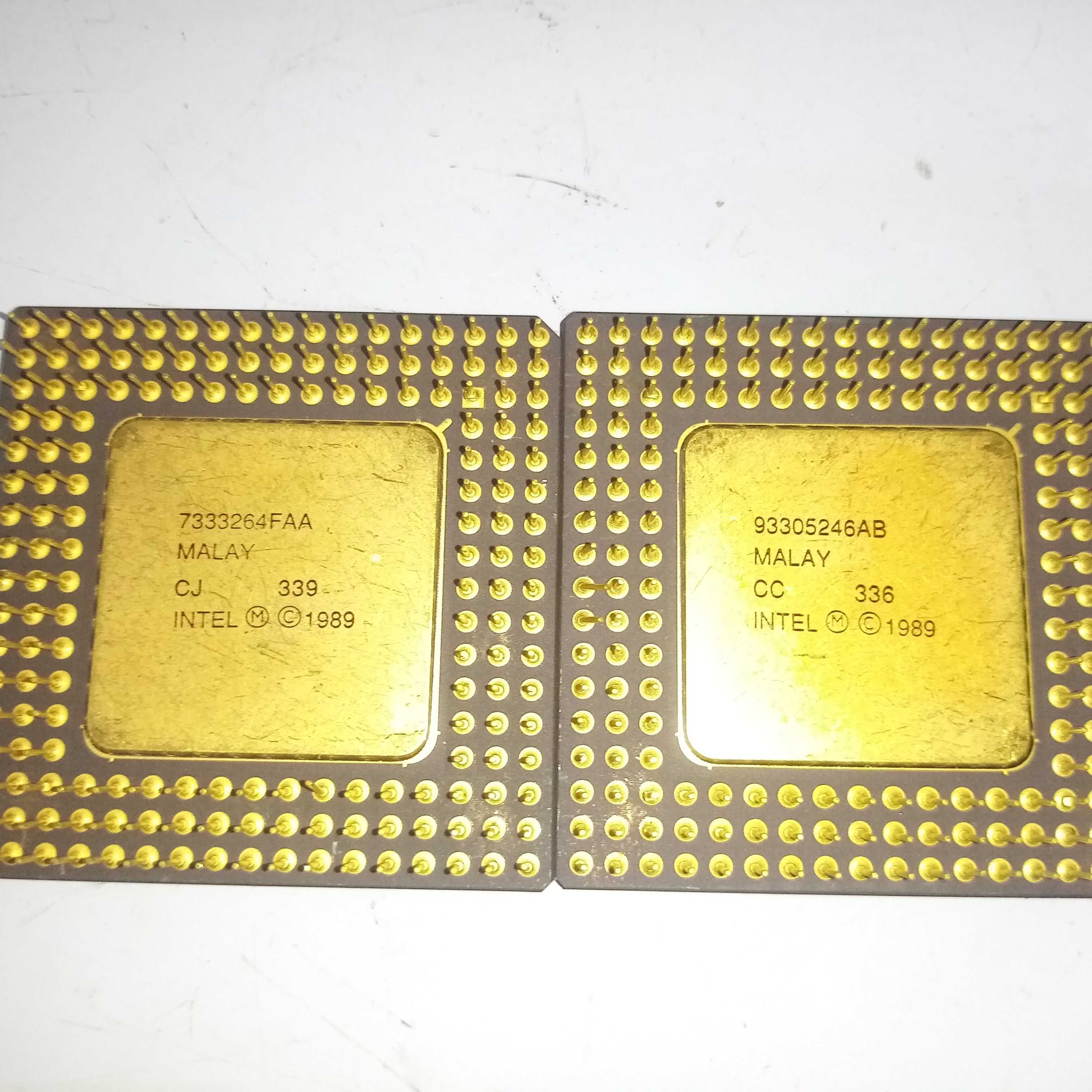 Procesoare ceramice ( GOLD ) vintage Intel i486DX-33