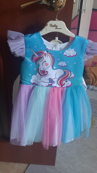 Продам платье для девочки 2-3года