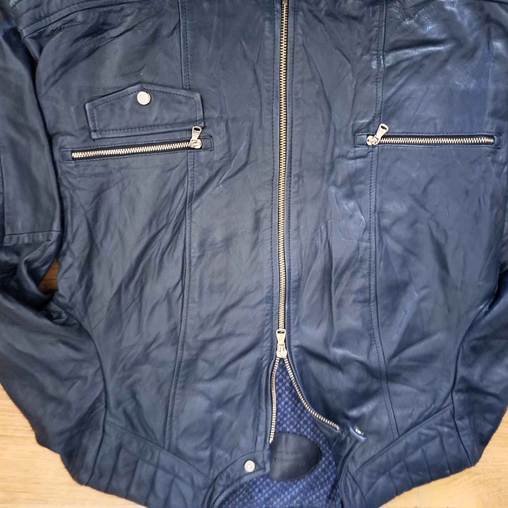 Massimo dutti дамско кожено яке