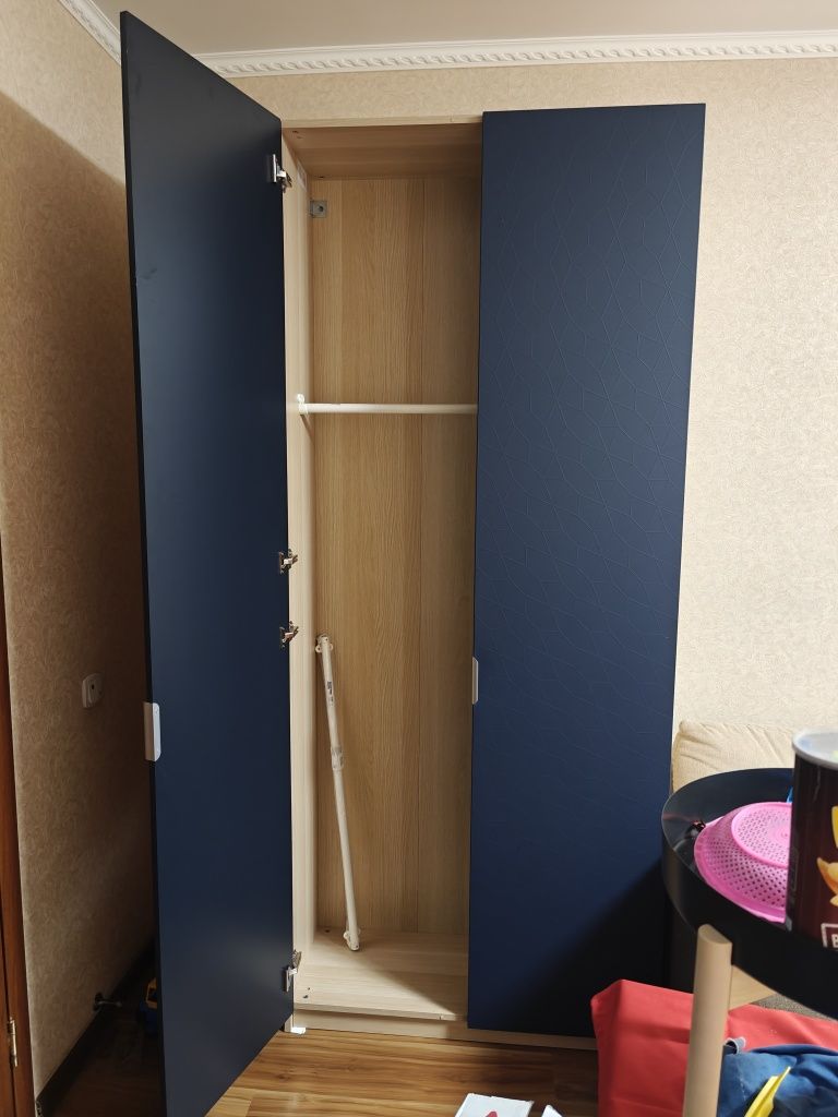 Шкаф ИКЕА IKEA с двумя штангами