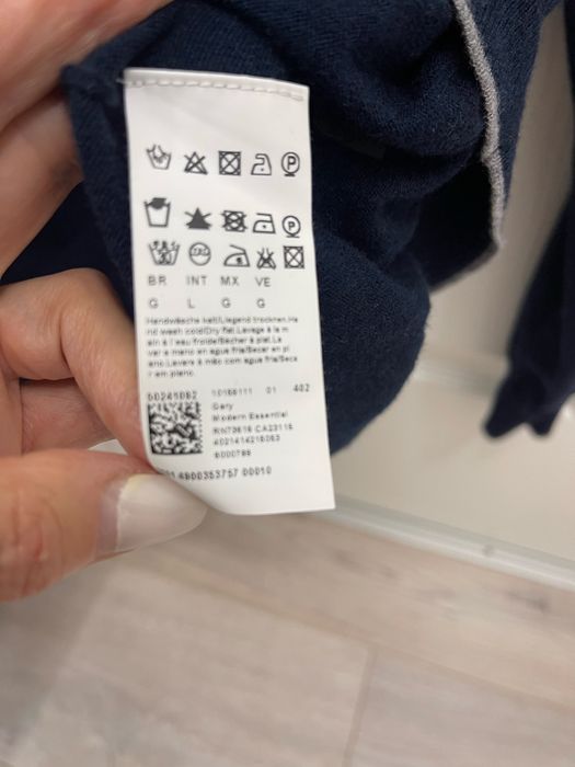 Pulovere  Hugo Boss si Liu Jo din lana virgina