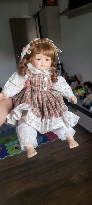 Papusa de colectie