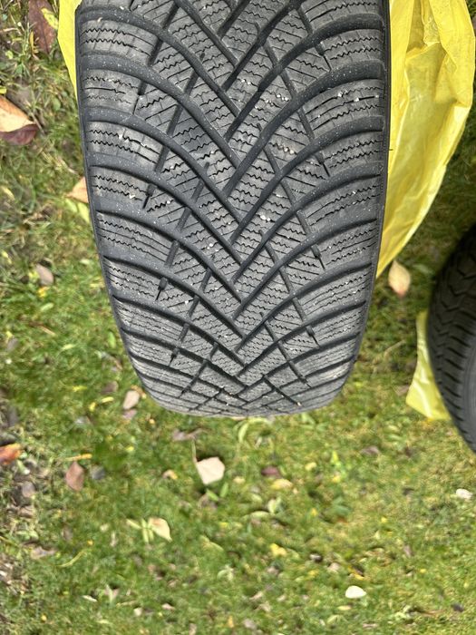 anvelope hankook de iarna 225/45/17 ,2 bucati