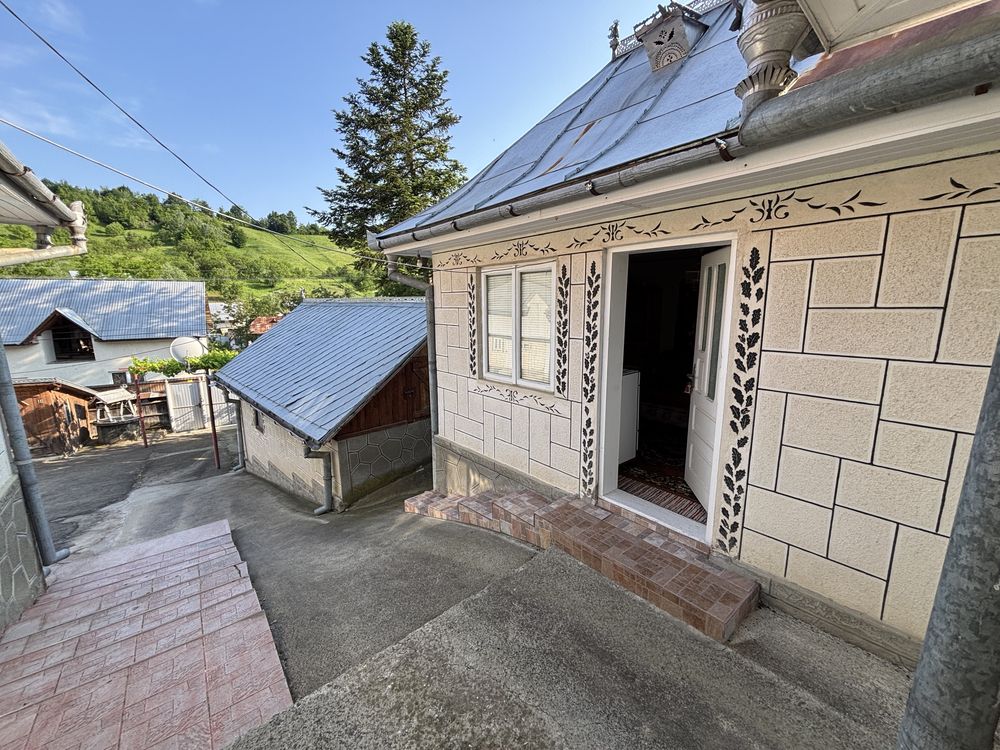 Casa si anexe Sanduleni