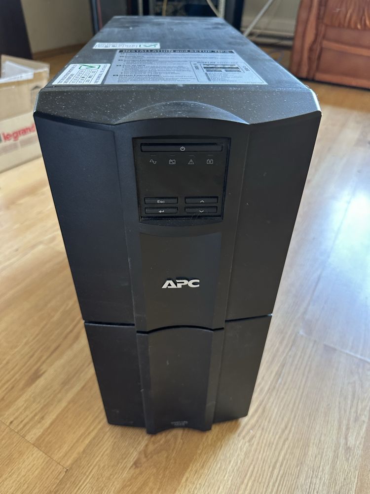 APC Smart Ups 3000