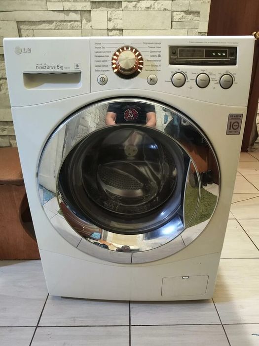 Стиральная машина LG 6kg inverter в идеальном состоянии