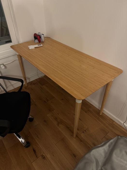 Бюро ikea anfallare / hilver