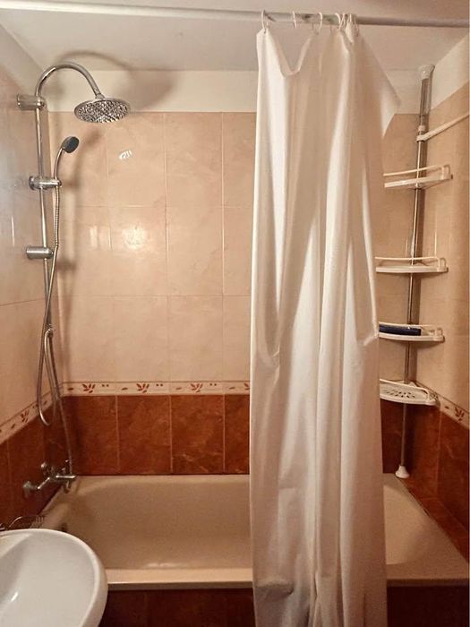 Дава се под наем Тристаен апартамент в София, Стрелбище - 80 кв.м за 650 € - Снимка #5