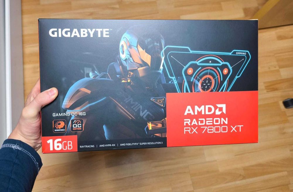 Placa video AMD Radeon RX 7800XT 16GB GDDR6 + Garantie