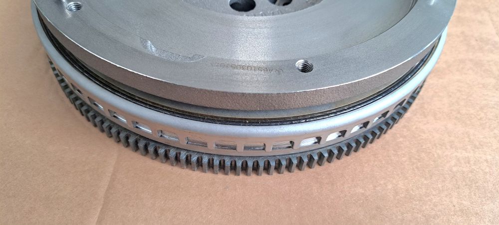 Volantă Sprinter 2009 - 2025 Produs NOU ORIGINAL MERCEDES  ÎN  OFERTĂ