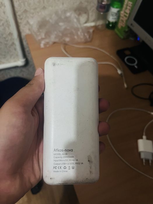 Продам повербанк мощност 20000mah