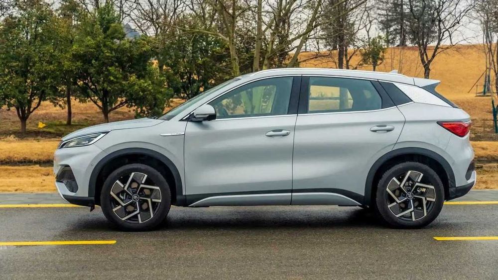 Продам свой автомобиль BYD Yuan plus 2023 г.в. 510 км. Пробег 51000