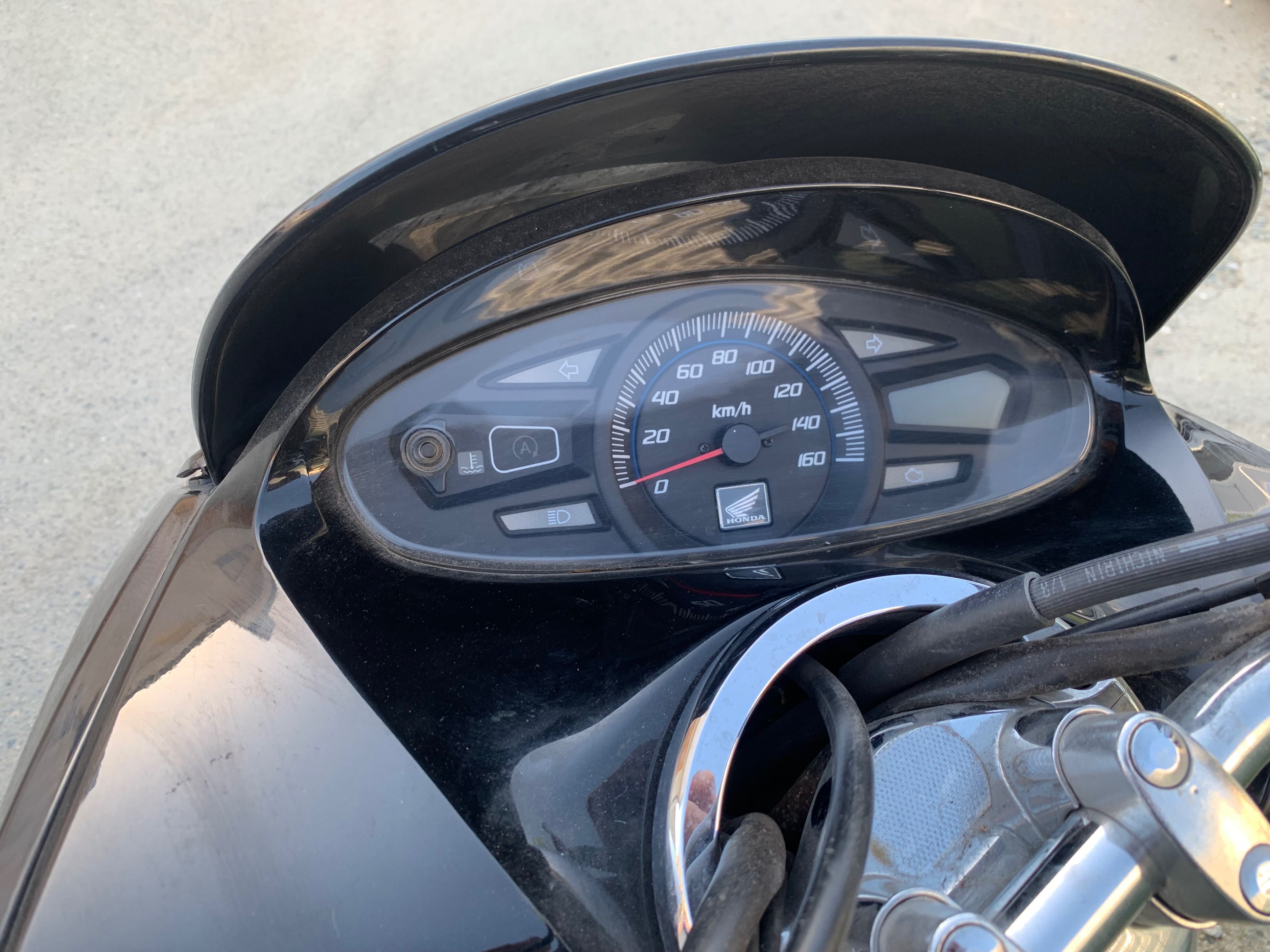 Honda PCX 125 от Прага