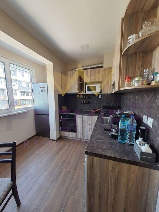 Дава се под наем Многостаен апартамент в Варна, Трошево - 90 кв.м за 586.5 € - Снимка #1