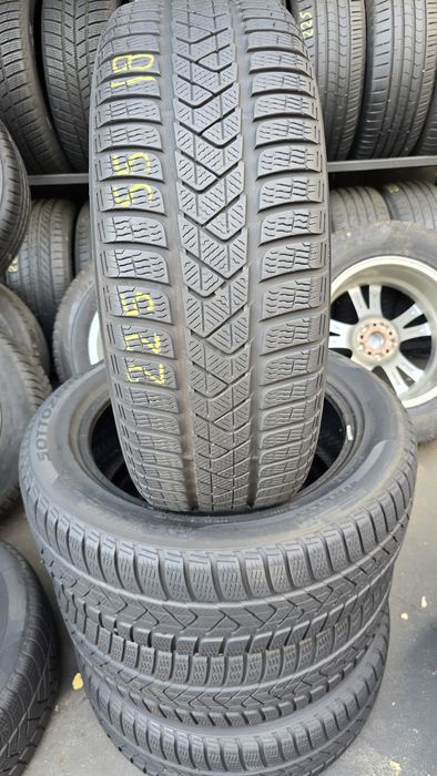 4 anvelope iarnă Pirelli 225/55/18 -6 mm