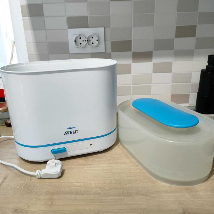 Vând sterilizator pentru biberoane Philips