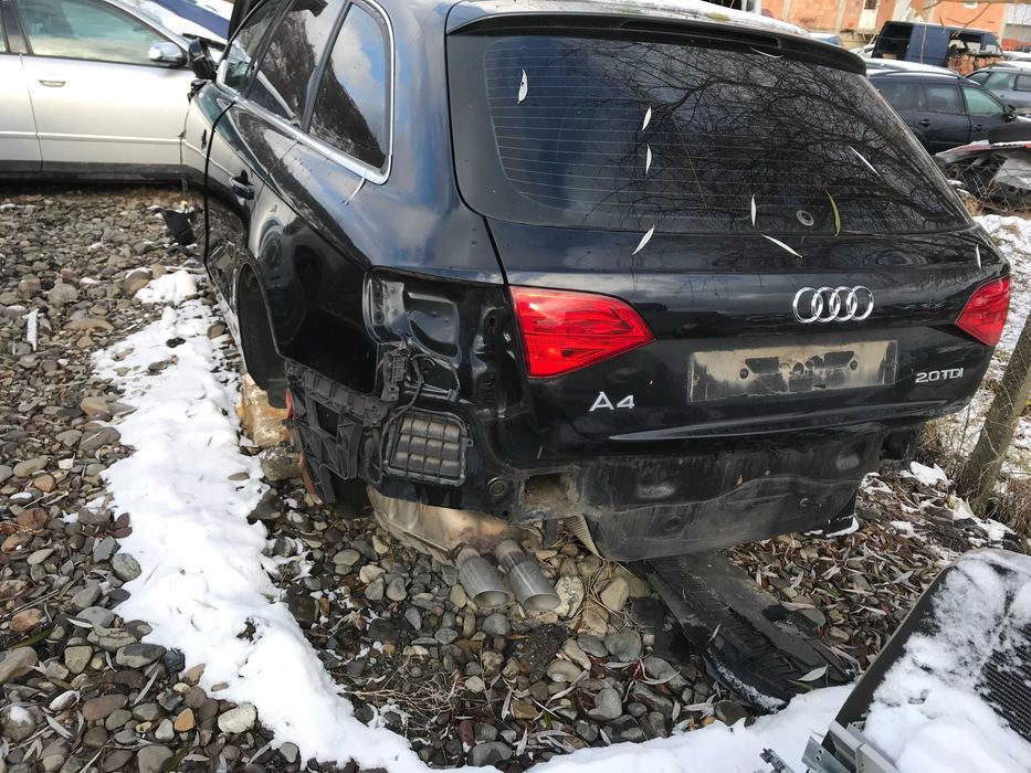 Dezmembrez/Piese Audi A4-B8 2010 2.0 Tdi CAG 140 Cp