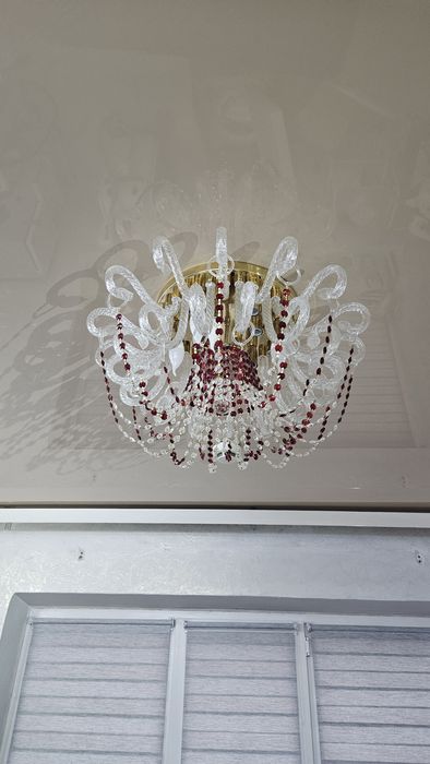 Продам потолочную люстру Б.у,в отличном состоянии