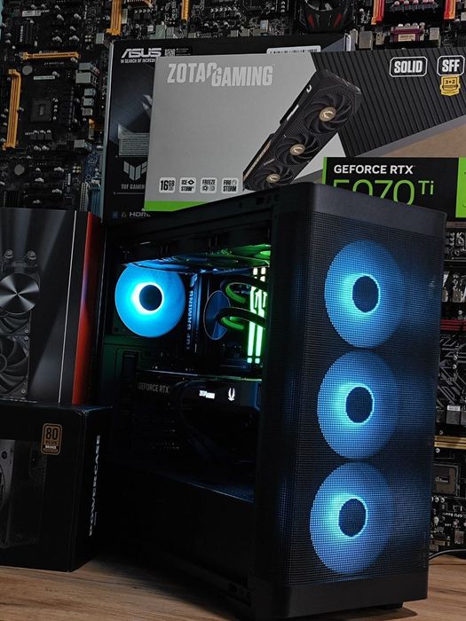 Ryzen 7 9700x RTX 5070TI DDR5 32