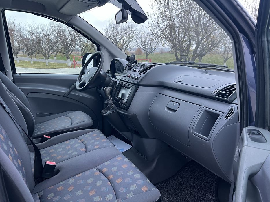 Mercedes-Benz Vito - 6 locuri - Automat - AC - Lung