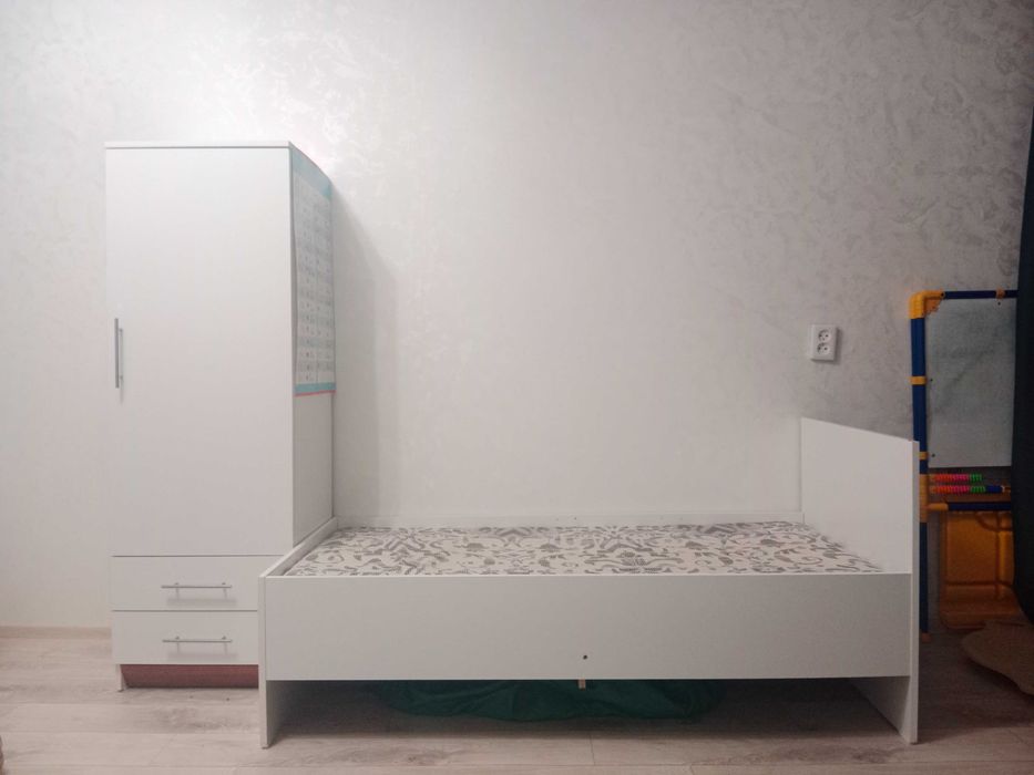 кровать детская 1.5м с матрасом