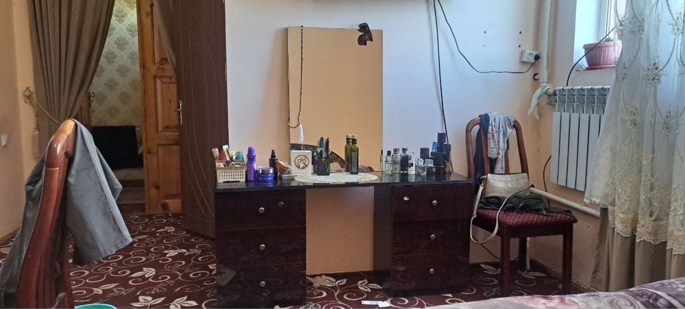 Spalniy komplekt sotiladi