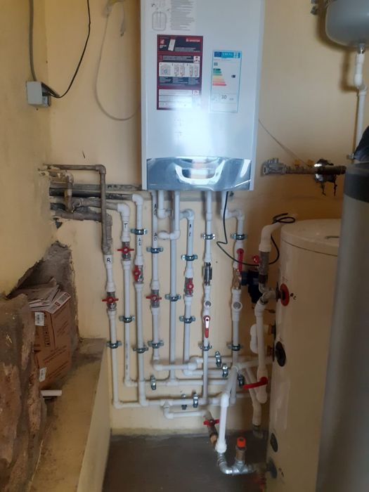 Instalator sanitar si gaze