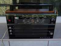 Radio SELENA B 211 portabil,vintage 1975 rusesc Ussr,Urss,Csi