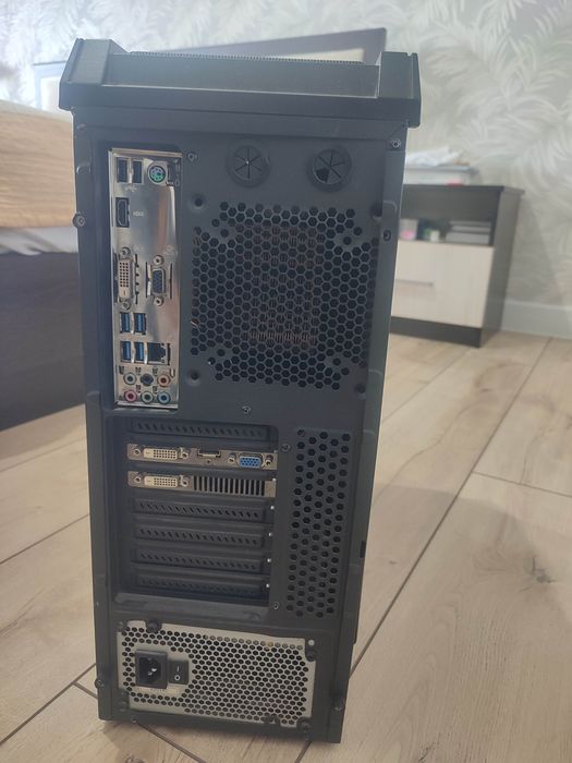 Компьютер Core i 7-4770  в хорошем состоянии