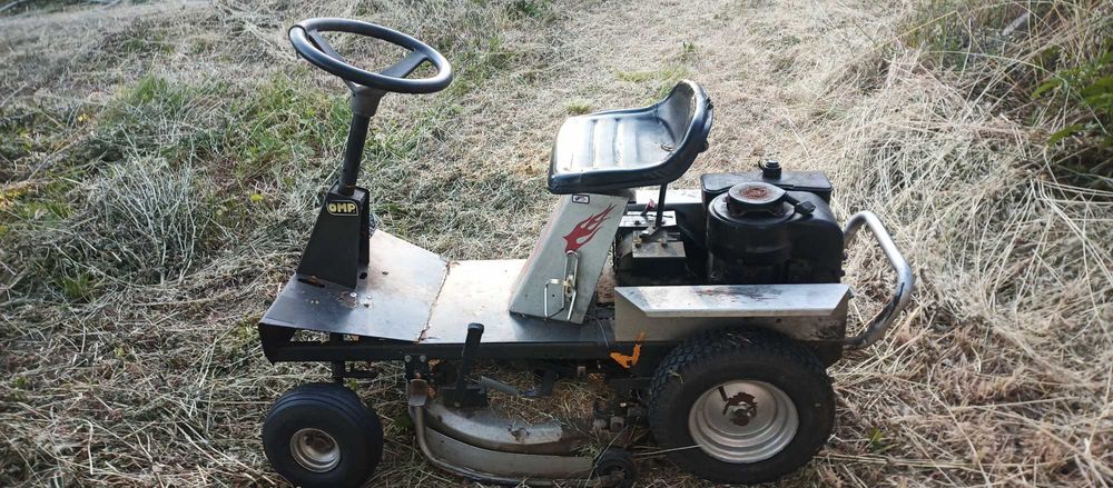 Тракторна косачка за трева