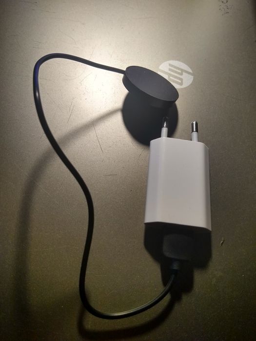 Смарт часовник със зарядно