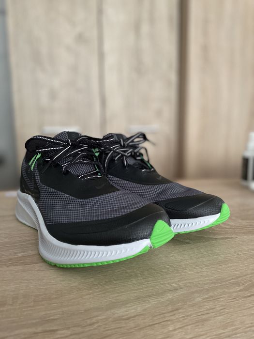 Nike Air Zoom Quest 3 Shield Men's Running Shoes Obsidian Mist