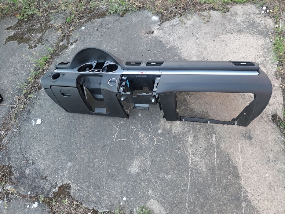 Plansa bord Passat B6 2005-2010
