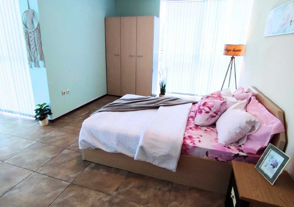 Целогодишен апартамент под наем в центъра на Слънчев бряг!