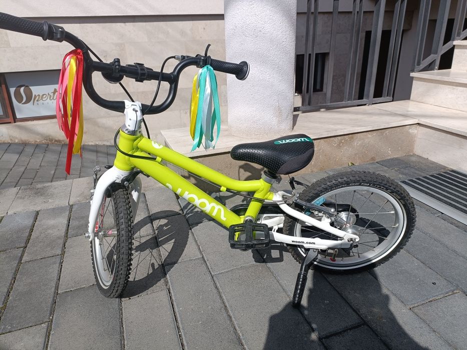 Bicicleta Woom 2 cu cric