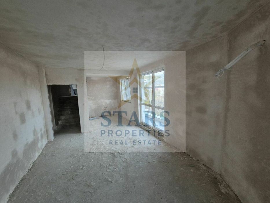 Продажба  гр. Варна - Виница 1014m²