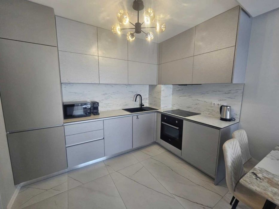 Двустаен ап. под наем в Център ЦУМ