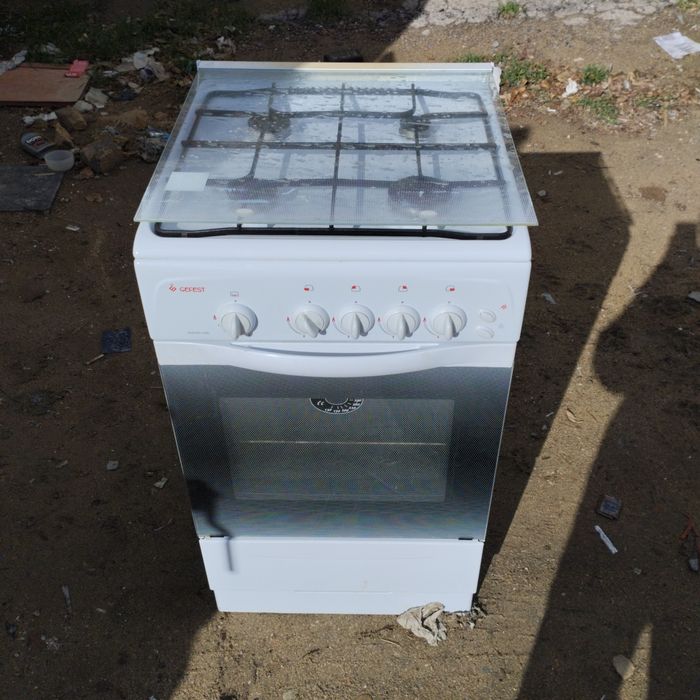 Продам газовую плиту