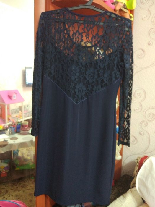 Платье нарядное 48 р.