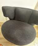 Curatam mobilier tapitat