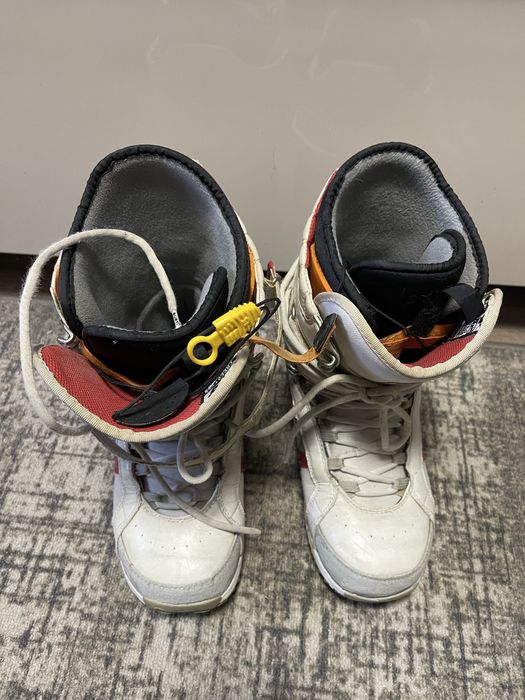 Boots snowboard Burton 45