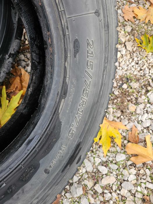 Гуми 215 / 75 R 17.5