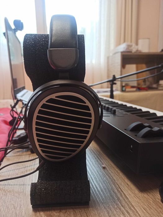 Продавам слушалки HiFiMan Edition XS