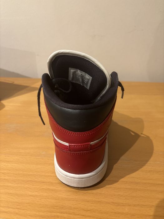 Adidasi Nike Air Jordan 1