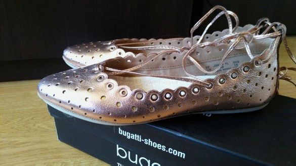 Нови Обувки Bugatti 37 номер естествена кожа