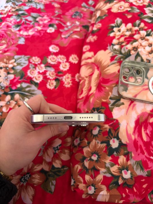 iPhone 16 pro Max 256 gb 100%sanatatea  bateriei