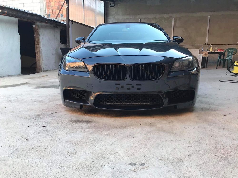 BMW M5 F10 2012г. На Части